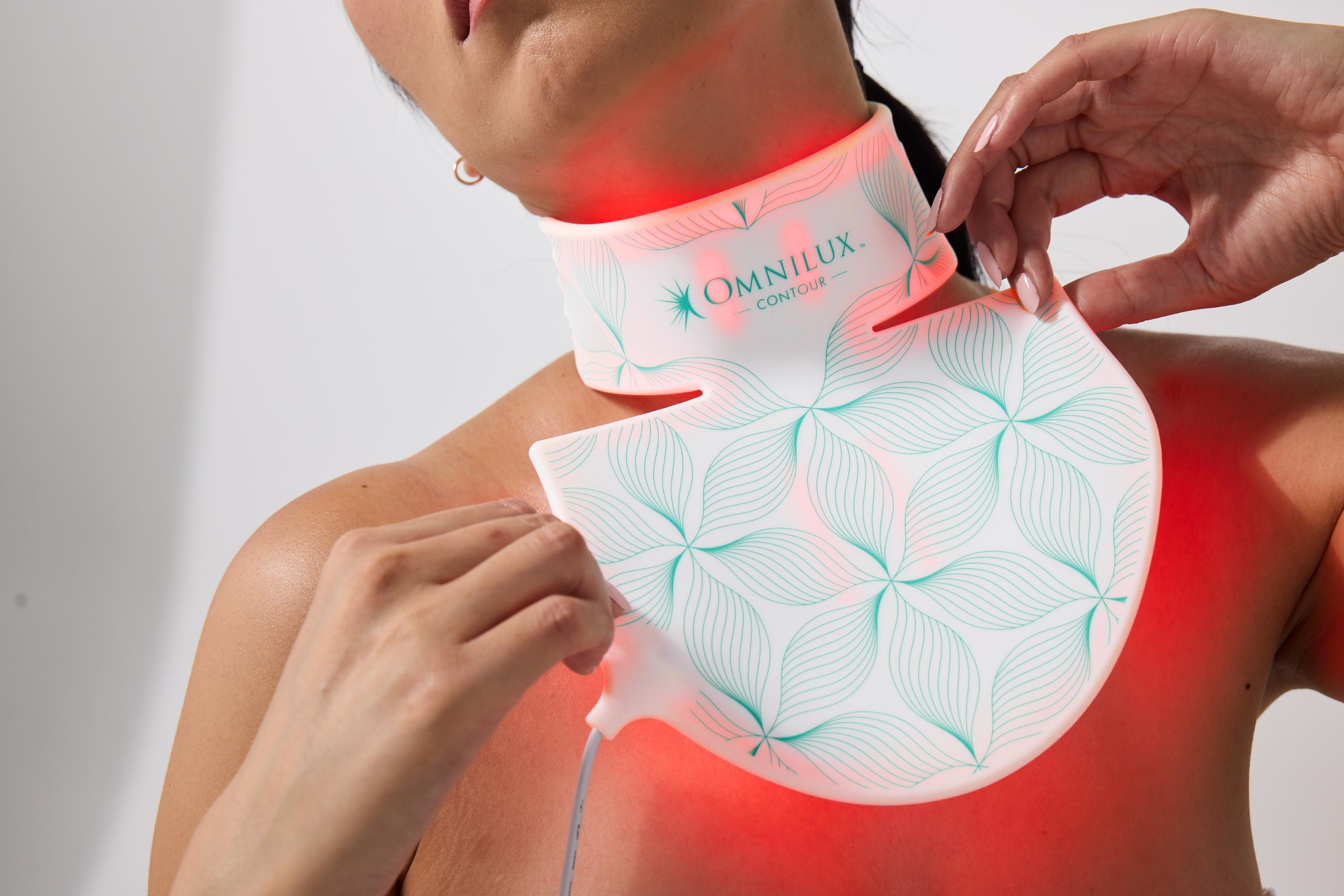 Omnilux Contour Neck & Décolleté.